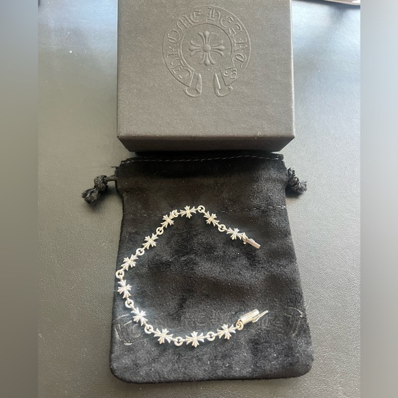 Chrome Hearts Tiny E Diamond Silver Bracelet 11 Links/22 Diamonds - Picture 1 of 6